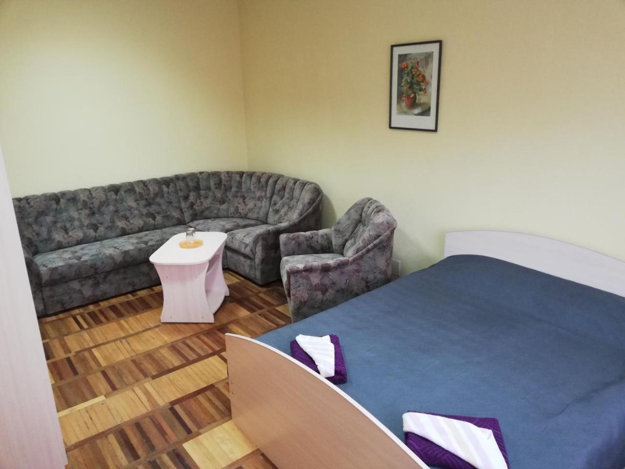 Rooms For Rent On Vokzal Brest Buitenkant foto